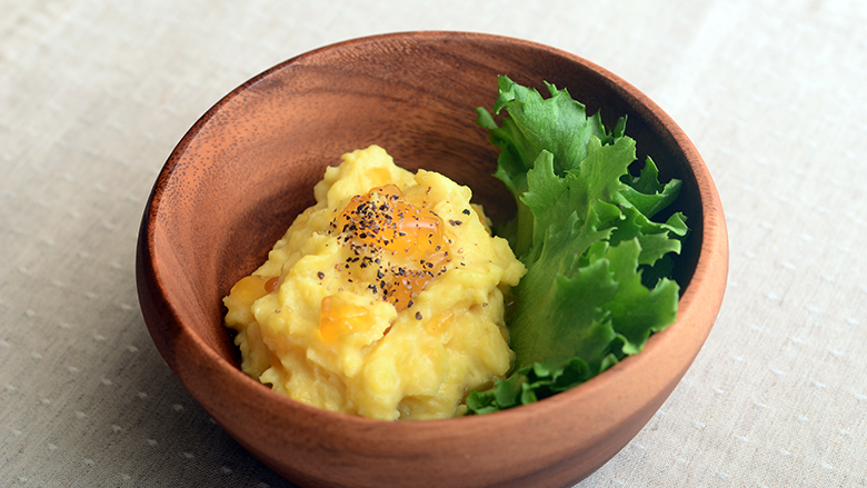 蜜りんごゼリー入りコーン風味ポテトサラダ